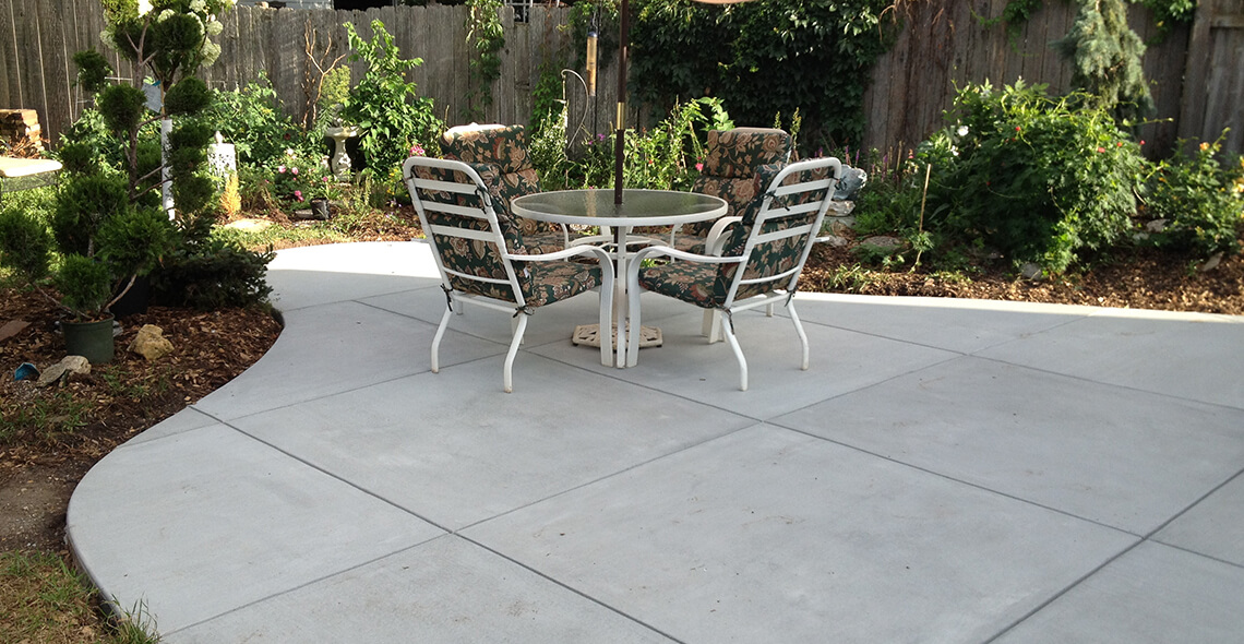 round concrete patio